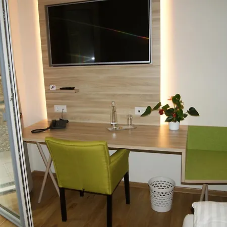 Restaurant Muckensee لورخ